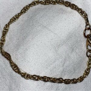 Vintage twisted rope chain bracelet lobster clasp 6” in good vintage condition